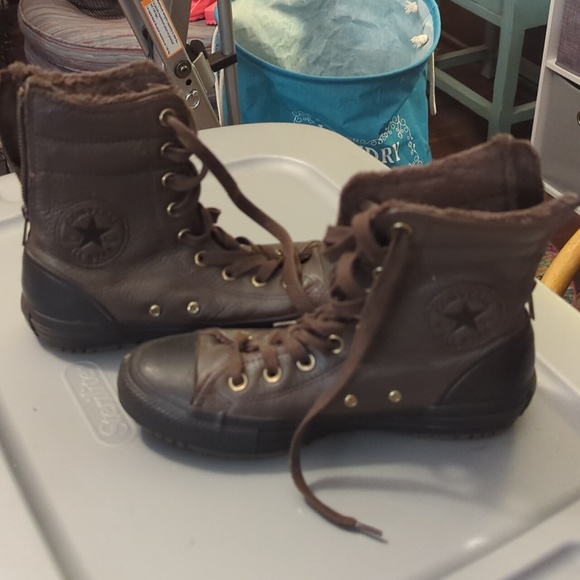 Converse Fleece lined Boots - Picture 1 of 8